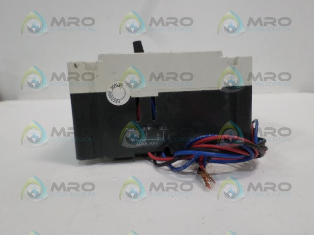 CUTLER HAMMER HMCP100R3C CIRCUIT BREAKER 100A w/ A1X1PK AUX SWITCH *NEW NO BOX*