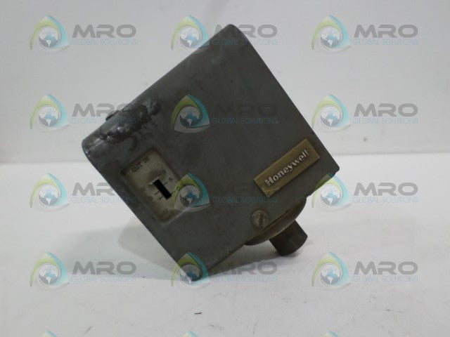 HONEYWELL PA404A1009 PRESSURE CONTROL SWITCH *USED*