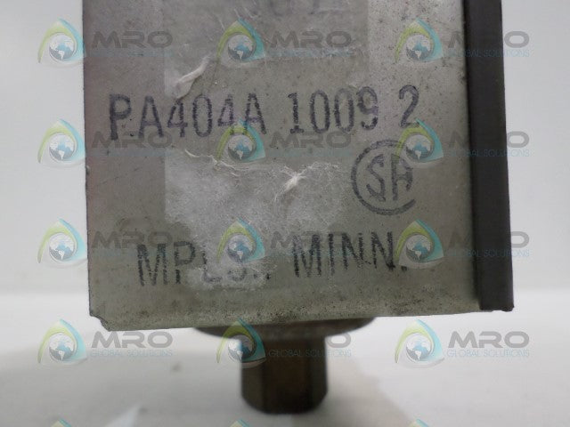 HONEYWELL PA404A1009 PRESSURE CONTROL SWITCH *USED*