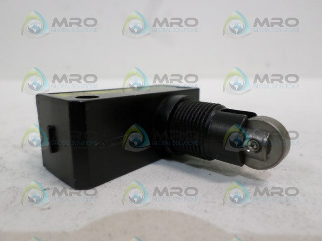 MICROSWITCH SL1-D2 LIMIT SWITCH *NEW NO BOX*