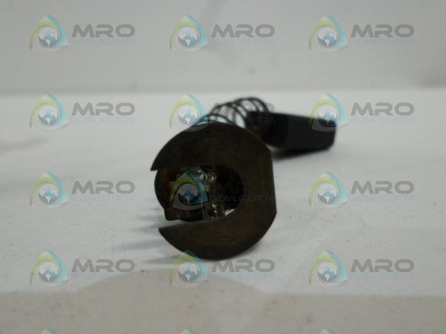 NATIONAL D8D CARBON BRUSH (AS PICTURED) *USED*