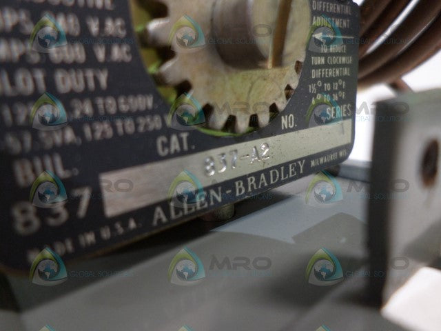 ALLEN BRADLEY 837-A2 SER. A TEMPERATURE SWITCH (AS PICTURED) *USED*