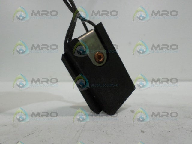 INDUSTRIAL MRO DX T563 CARBON BRUSH *NEW NO BOX*
