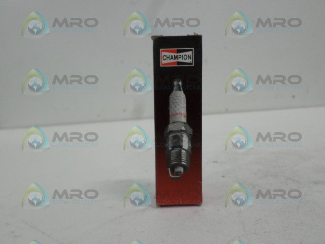 CHAMPION RV15YC4 SPARK PLUG *NEW IN BOX*