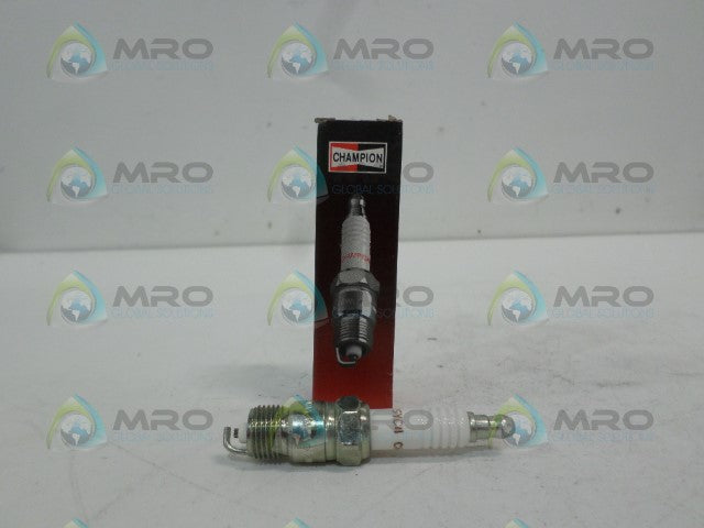 CHAMPION RV15YC4 SPARK PLUG *NEW IN BOX*