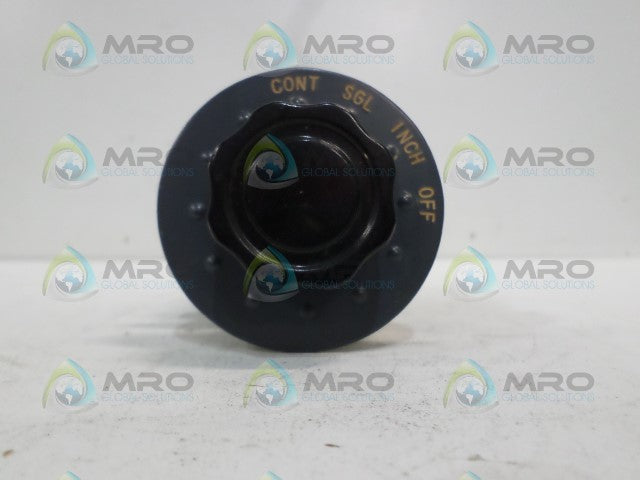 INDUSTRIAL MRO FX T563 CARBON BRUSH *NEW NO BOX*