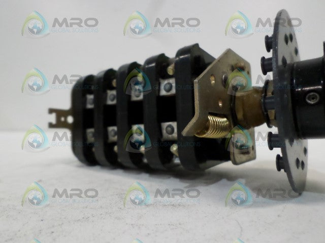 INDUSTRIAL MRO FX T563 CARBON BRUSH *NEW NO BOX*