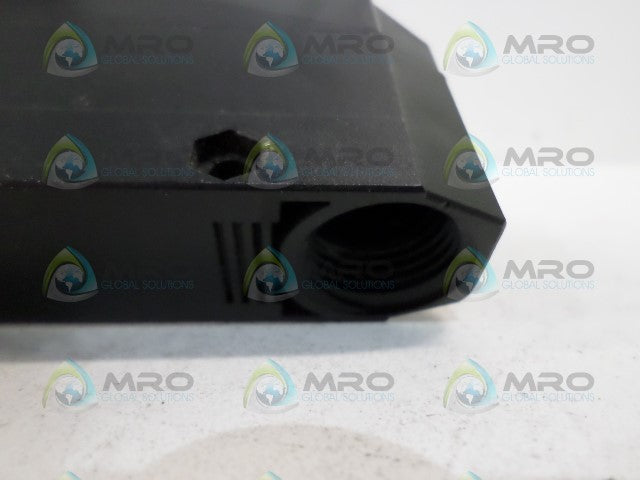 OMRON E3JM-R4M4-US PHOTOELECTRIC SENSOR *USED*