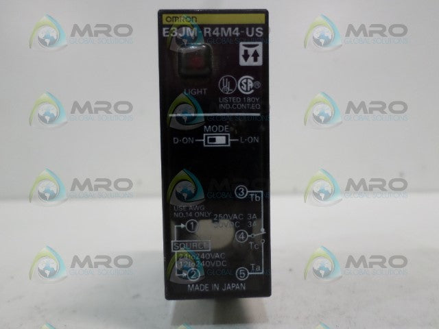 OMRON E3JM-R4M4-US PHOTOELECTRIC SENSOR *USED*