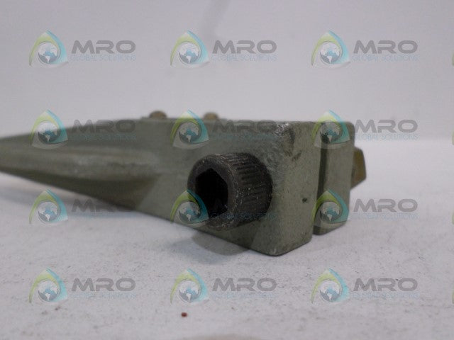 GENERAL ELECTRIC IC9445Y110 LIMIT SWITCH LEVEL *NEW NO BOX*