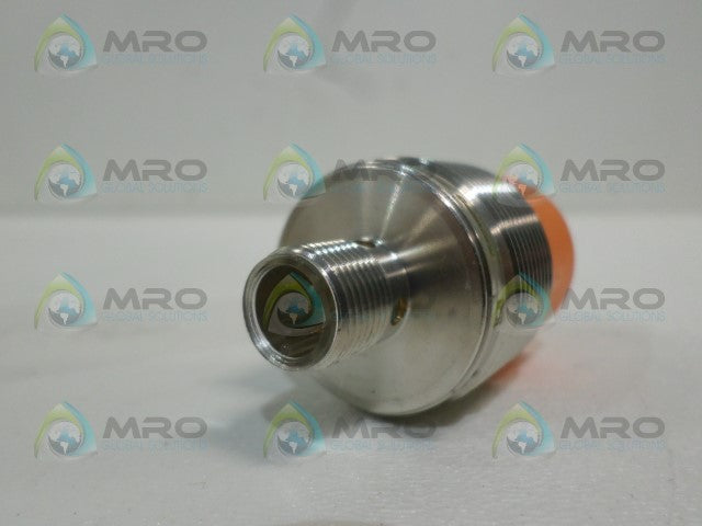 IFM EFECTOR IIS205 PROXIMITY SWITCH *NEW IN BOX*