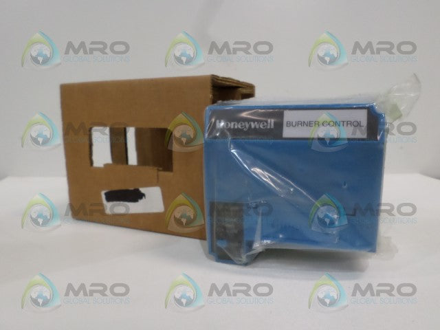 HONEYWELL RM7895A1014 AUTOMATIC PROGRAMMABLE CONTROL *NEW IN BOX*