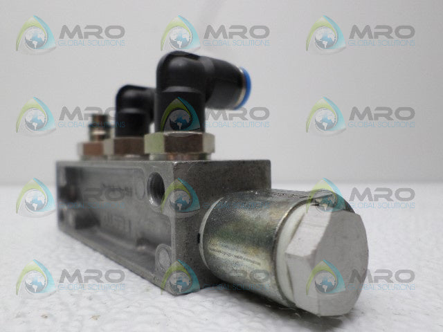 FESTO FR-4-1/4-C MANIFOLD BLOCK *NEW NO BOX*