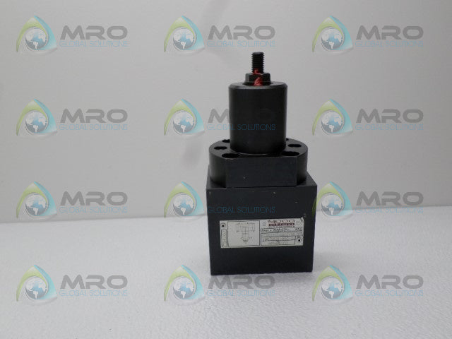 MOOG 661717 XEB13679-000-21 PCMEE30C1G80ZX3B/OP RELIEF VALVE *NEW NO BOX*