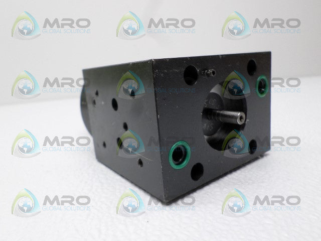 MOOG 661717 XEB13679-000-21 PCMEE30C1G80ZX3B/OP RELIEF VALVE *NEW NO BOX*