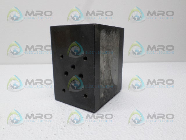 HYDROLUX EB13957 RHE30CT1S2WX1B/72W106Z208A10B10P15 MANIFOLD VALVE *USED*