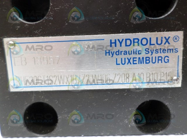 HYDROLUX EB13957 RHE30CT1S2WX1B/72W106Z208A10B10P15 MANIFOLD VALVE *USED*