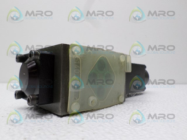 MOOG 722447 XWB10087-000-21 WE42PO6C21PAOBN SOLENOID VALVE *NEW NO BOX*