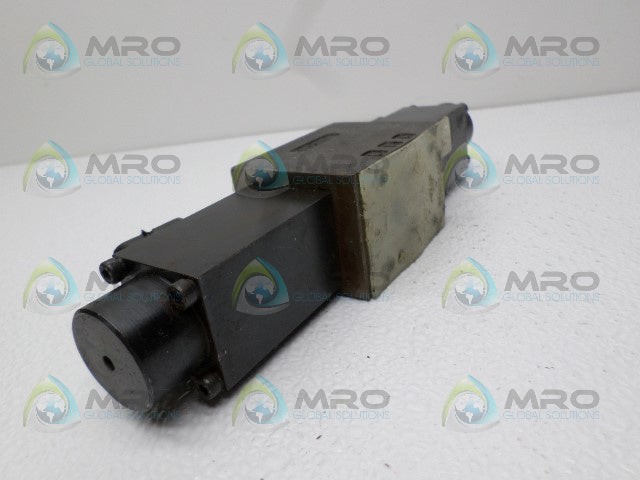 MOOG 706271 XWB10094-004-2 WE43PO6C03PCOBN/P20 SOLENOID VALVE *USED*