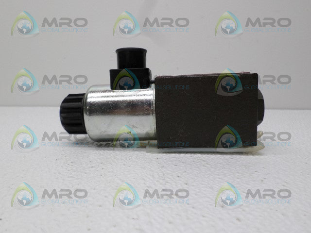 MOOG X820-21PA-001N01 N-WE42P06H21PAOBN0 HYDRAULIC VALVE *NEW NO BOX*