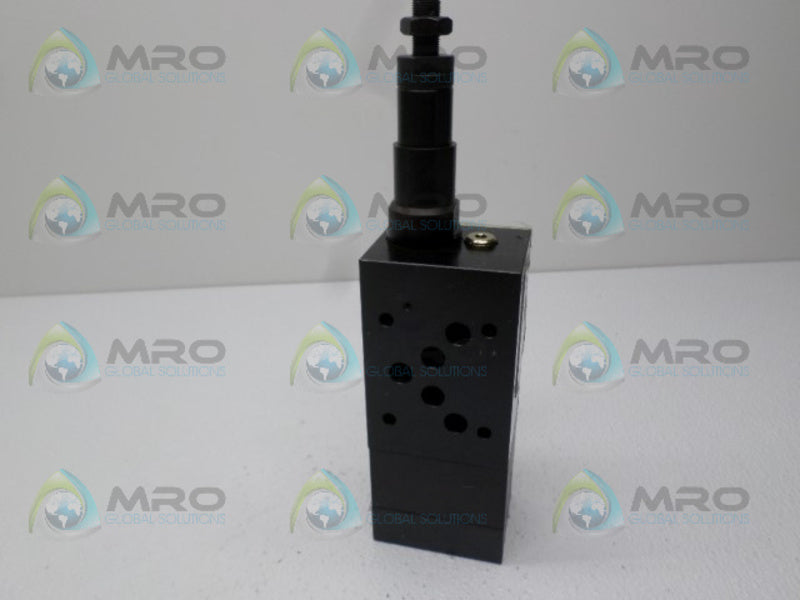 MOOG 706282 08710032 ZDMVP10PP2GA PRESSURE RELIEF VALVE *NEW NO BOX*