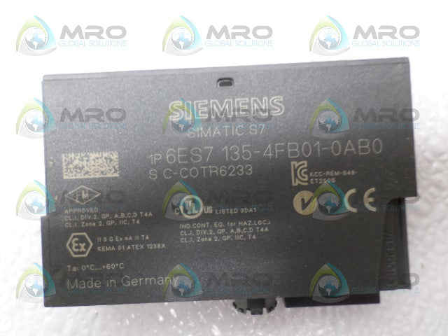 SIEMENS SIMATIC S7 6ES7135-4FB01-0AB0 OUTPUT MODULE *USED*