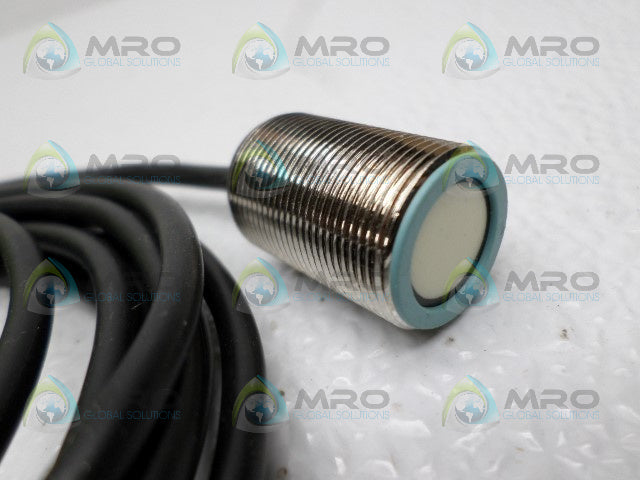 LEUZE ELECTRONIC DB18UP.1-25,2500 ULTRASONIC SENSOR *NEW NO BOX*