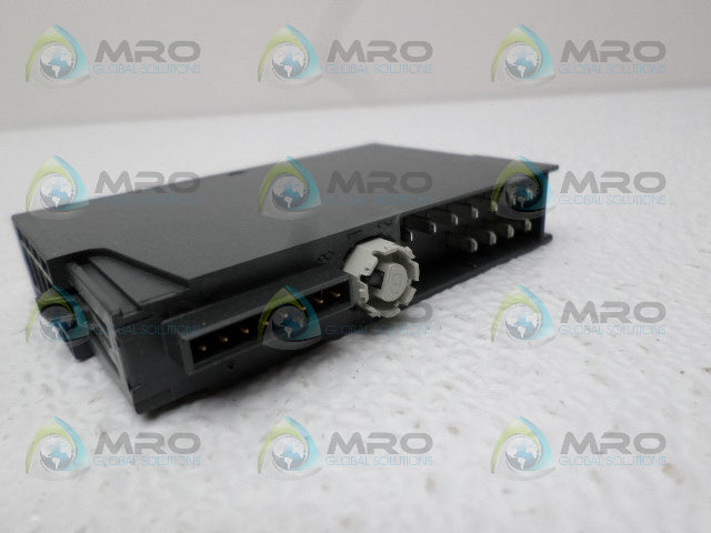 SIEMENS SIMATIC S7 6ES7132-4BD02-0AA0 DIGITAL OUTPUT MODULE *NEW NO BOX*