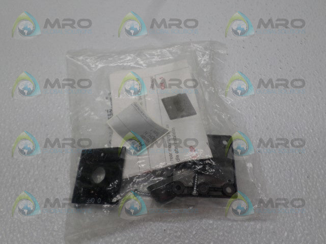 ABB OHB3RH 1SCA022428R9340 HANDLE *NEW IN FACTORY BAG*