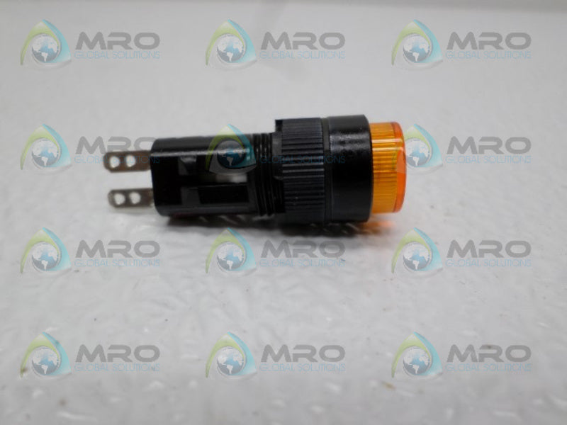 IDEC AP2M ORANGE LED PILOT LIGHT NSNP