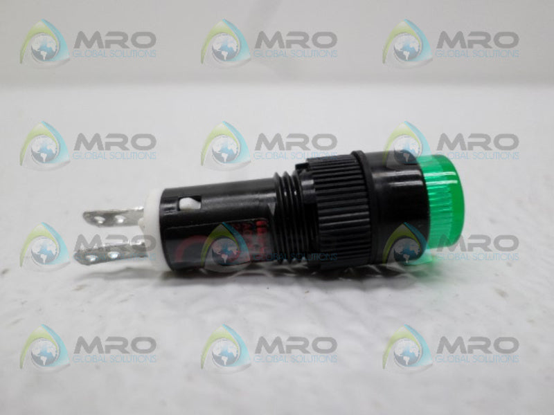 IDEC AP1M GREEN LED PILOT LIGHT  NSNP