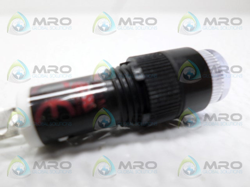 IDEC AP1M WHITE LED PILOT LIGHT  NSNP