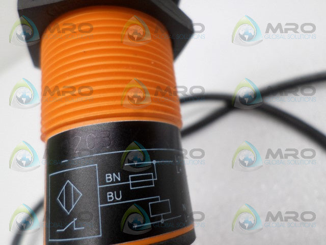 IFM EFECTOR KI0203 CAPACITIVE SENSOR *NEW NO BOX*