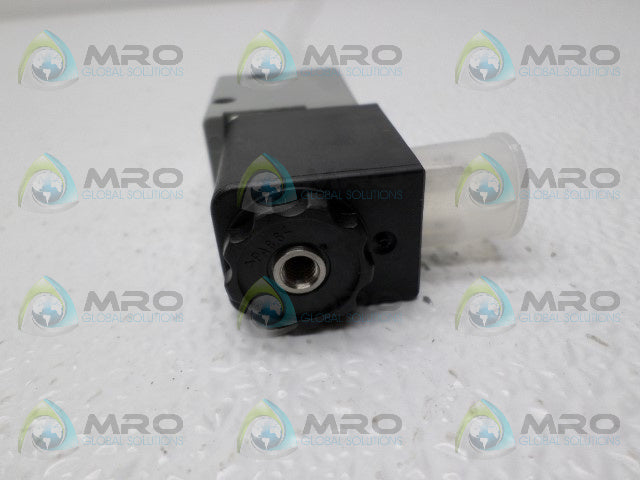 REXROTH 0820019301 PNEUMATIC DIRECTIONAL VALVE *NEW NO BOX*