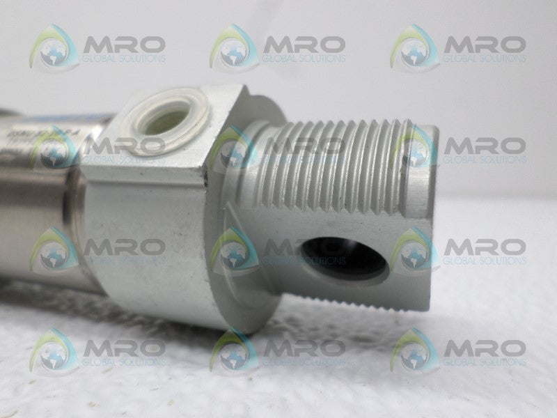 FESTO DSNU-32-10-P-A PNEUMATIC CYLINDER *NEW NO BOX*