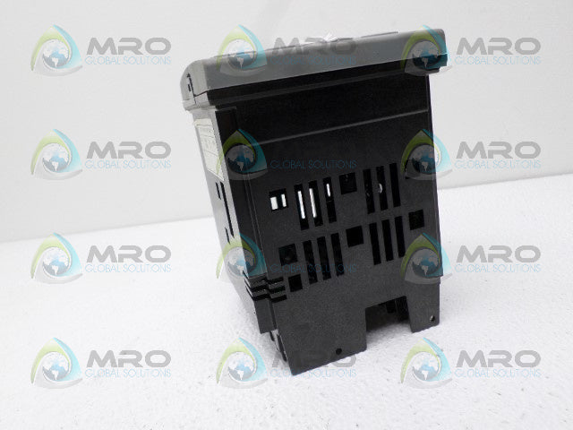 HONEYWELL DC2500-E0-0L00-200-10000-E0-0 TEMPERATURE CONTROLLER *NEW NO BOX*
