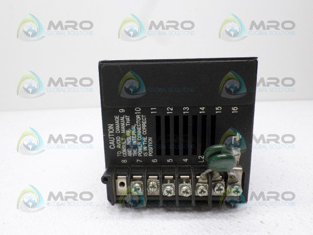 HONEYWELL DC2001-0-0000-0000-00-0111 TEMPERATURE CONTROLLER *USED*