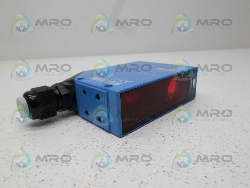SICK WT24-2R210 PHOTOELECTRIC SENSOR *NEW IN BOX*