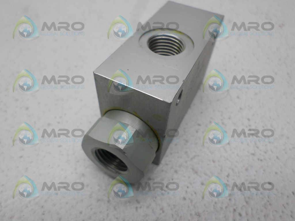 BOSCH 0821000003 SHUTTLE VALVE *NEW NO BOX*