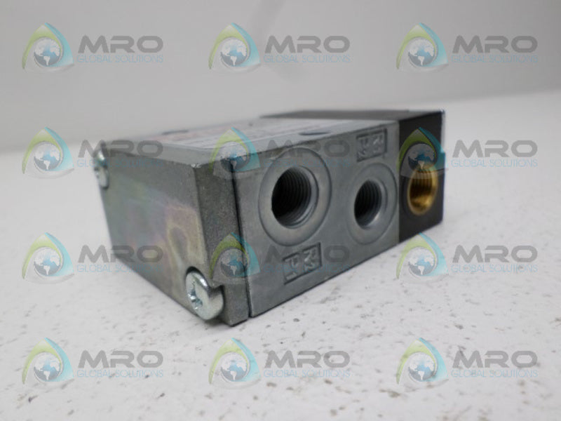 REXROTH 5710200100 DIRECTIONAL CONTROL VALVE *NEW NO BOX*