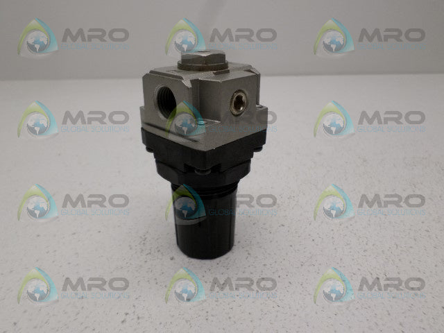 SMC EAR2000-F02 PNEUMATIC REGULATOR *NEW NO BOX*