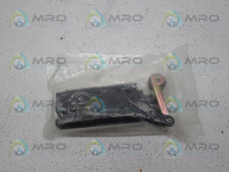 NORGREN X3046702 ROLLER LEVER PILOT VALVE  NSMP