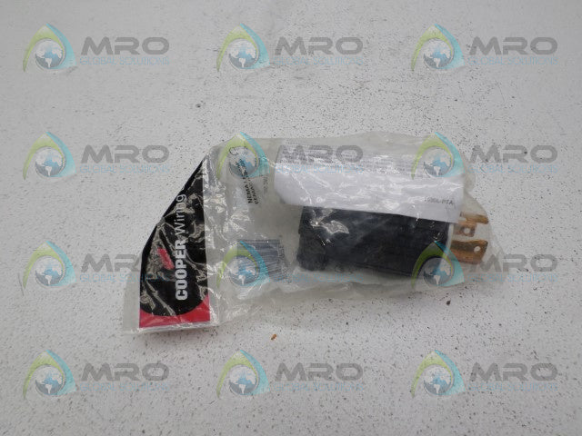 COOPER L1530P LOCKING PLUG *NEW IN FACTORY BAG*
