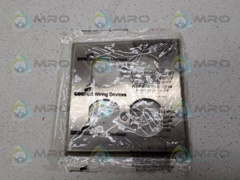COOPER 304SS STAINLESS STEEL WALLPLATE OUTLET COVER  NSMP