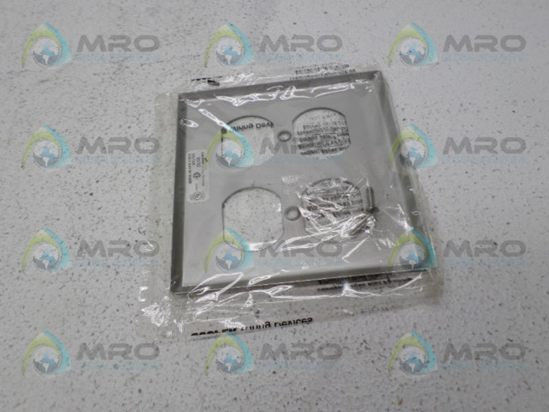 COOPER 304SS STAINLESS STEEL WALLPLATE OUTLET COVER  NSMP