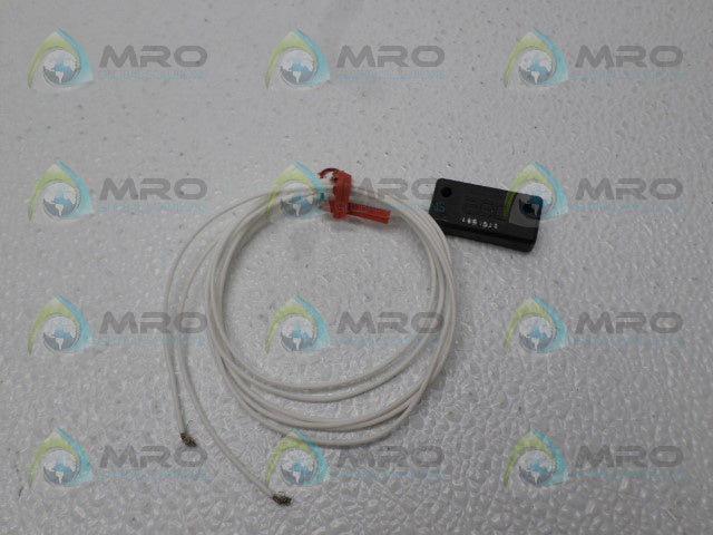 AEC A053925 REED SWITCH *NEW NO BOX*