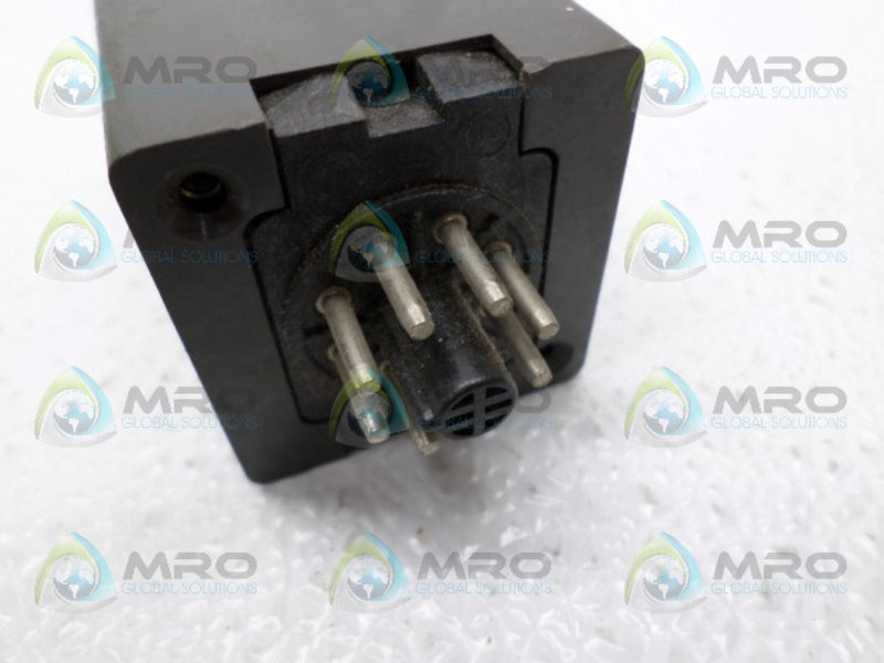 OMRON E5C-IC TEMPERATURE CONTROLLER 0/400C *USED*