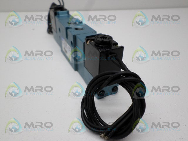 MAC 821C-PM-112JD-172 SOLENOID VALVE *NEW IN BOX*
