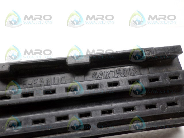 GE FANUC 44D750121 BLACK TERMINAL BLOCK *NEW NO BOX*