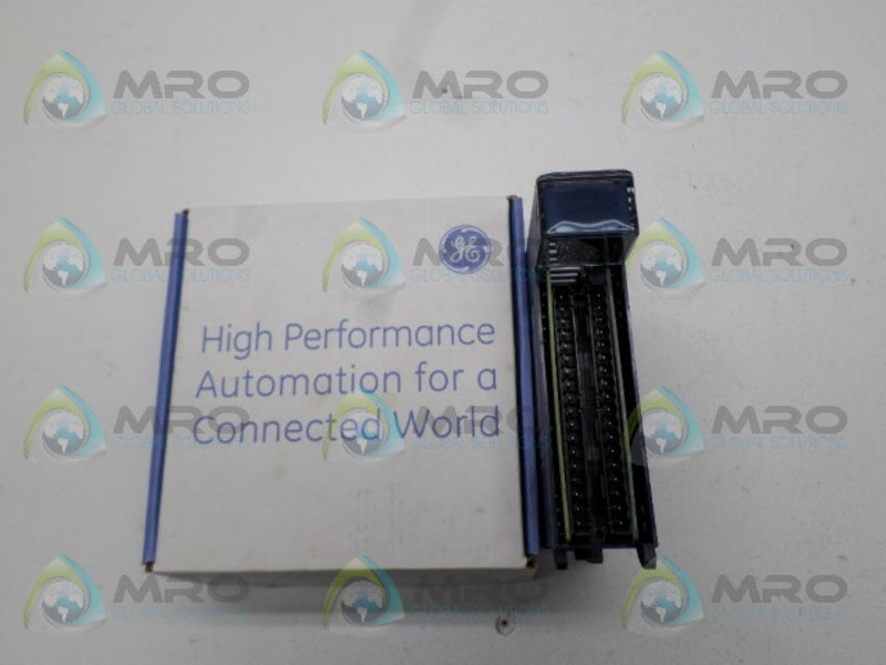 GENERAL ELECTRIC IC694MDL754-CD OUTPUT MODULE *NEW IN BOX*